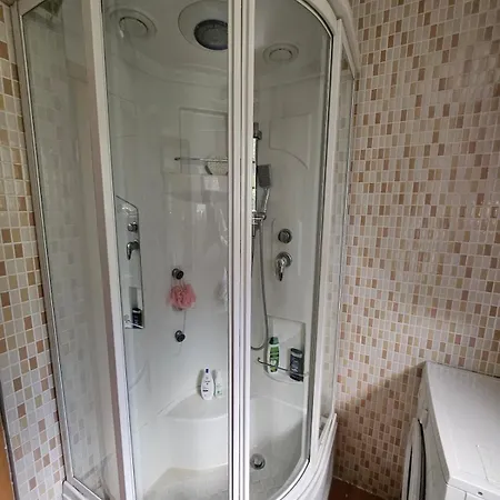 Mama's House * Praca