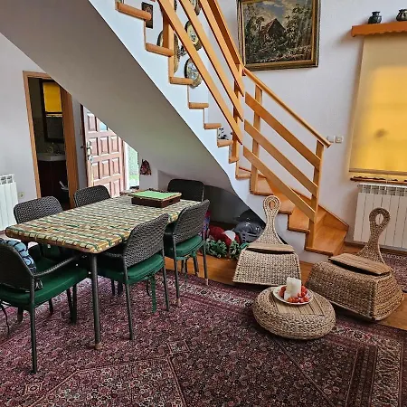 Mama's House Praca